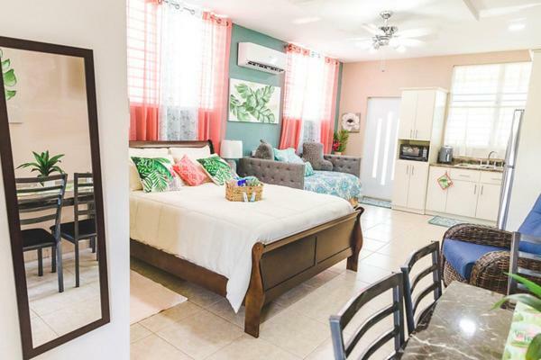 Eden'S Garden Apartment Исабела Екстериор снимка