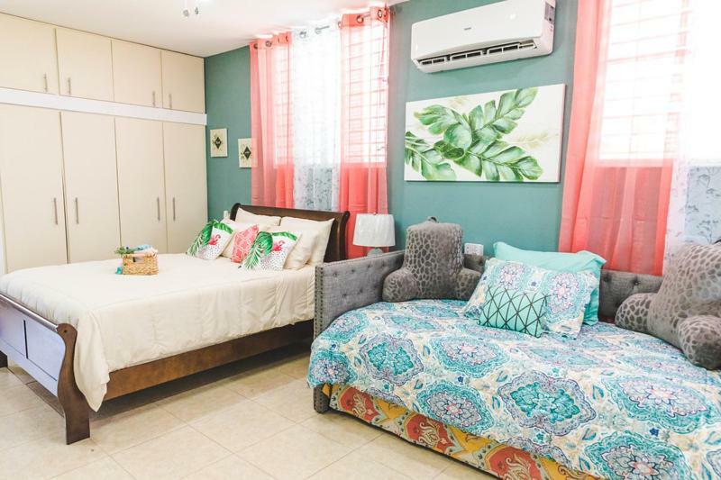 Eden'S Garden Apartment Исабела Екстериор снимка